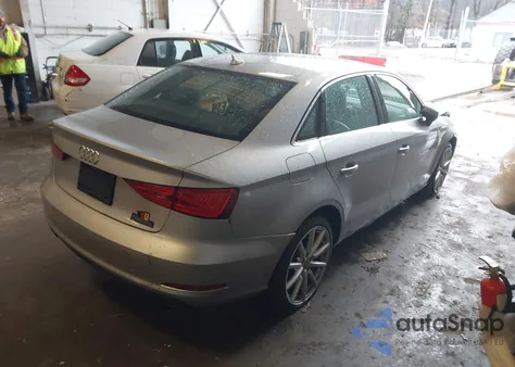 2015 Audi A3 2.0T Premium z USA, uszkodzony, nr VIN WAUEFGFF7F1033683